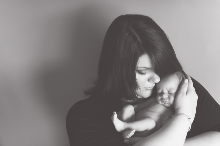 Jennifer Williams | Delicate Details Photography Delicate Details | Atlanta GA newborn Photographer | Toccoa Georgia Newborn Photographer | Maternity | Newborn | Baby | Child | Family | Portraiture | Senior