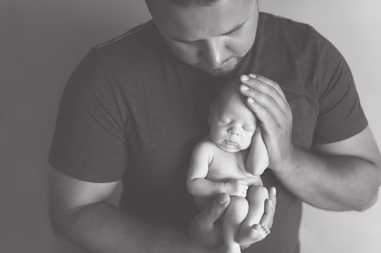 Jennifer Williams | Delicate Details Photography Delicate Details | Atlanta GA newborn Photographer | Toccoa Georgia Newborn Photographer | Maternity | Newborn | Baby | Child | Family | Portraiture | Senior