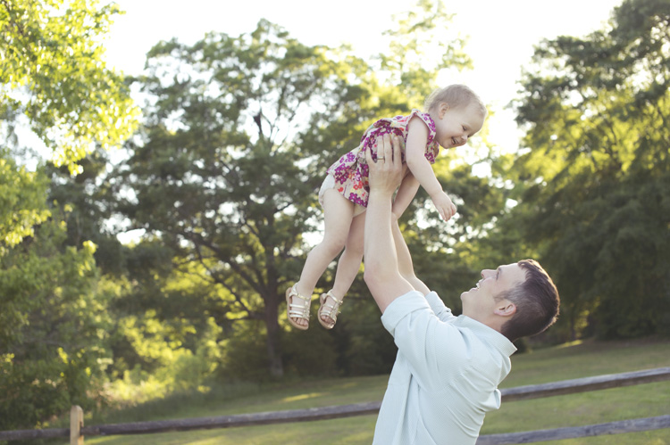 Jennifer Williams | Delicate Details Photography Delicate Details | Atlanta GA newborn Photographer | Toccoa Georgia Newborn Photographer | Maternity | Newborn | Baby | Child | Family | Portraiture | Senior
