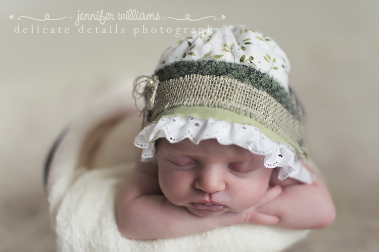 Delicate Details | Atlanta GA newborn Photographer | Toccoa Georgia Newborn Photographer | Maternity | Newborn | Baby | Child | Family | Portraiture | Senior